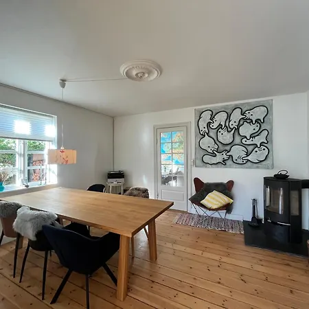 別荘 With Garden, Free Parking & 5 Min From Train *